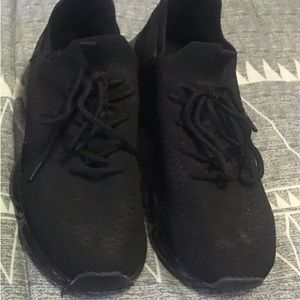 New wore a few times